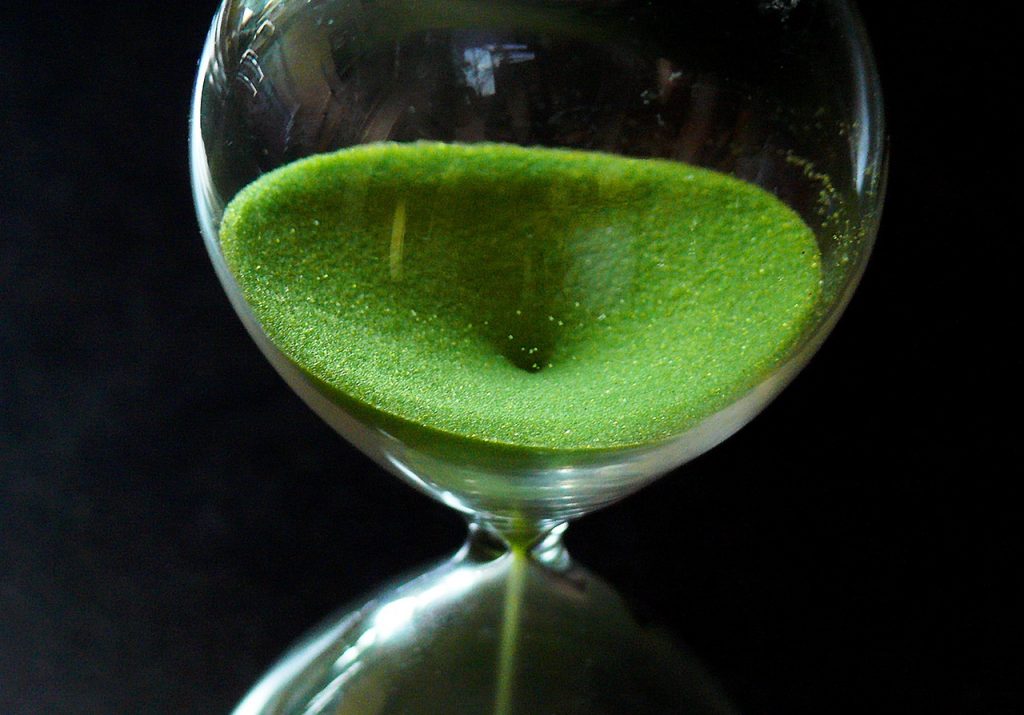 hourglass-917364_1280 - ¡El Tiempo no existe!
