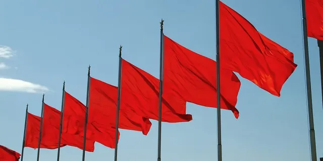 red flags
